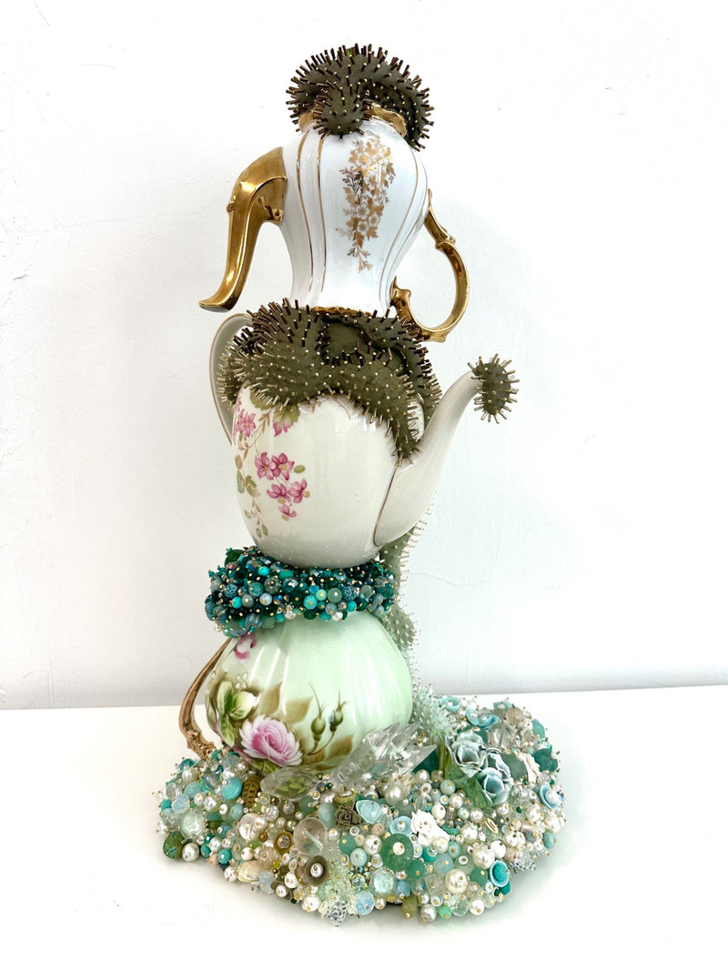 TEAPOT ON TEAPOT ON TEAPOT